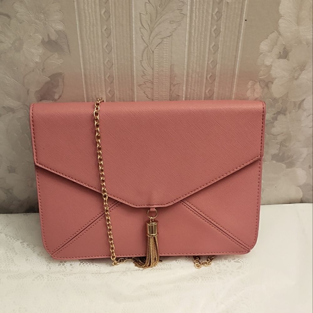 Olivia Miller Clutch Chain Crossbody Pink